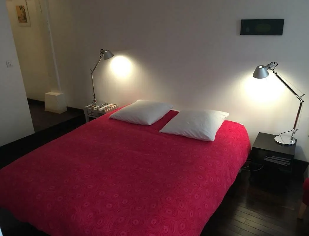 Chambre D'Hotes Annelets Παρίσι Bed and Breakfast